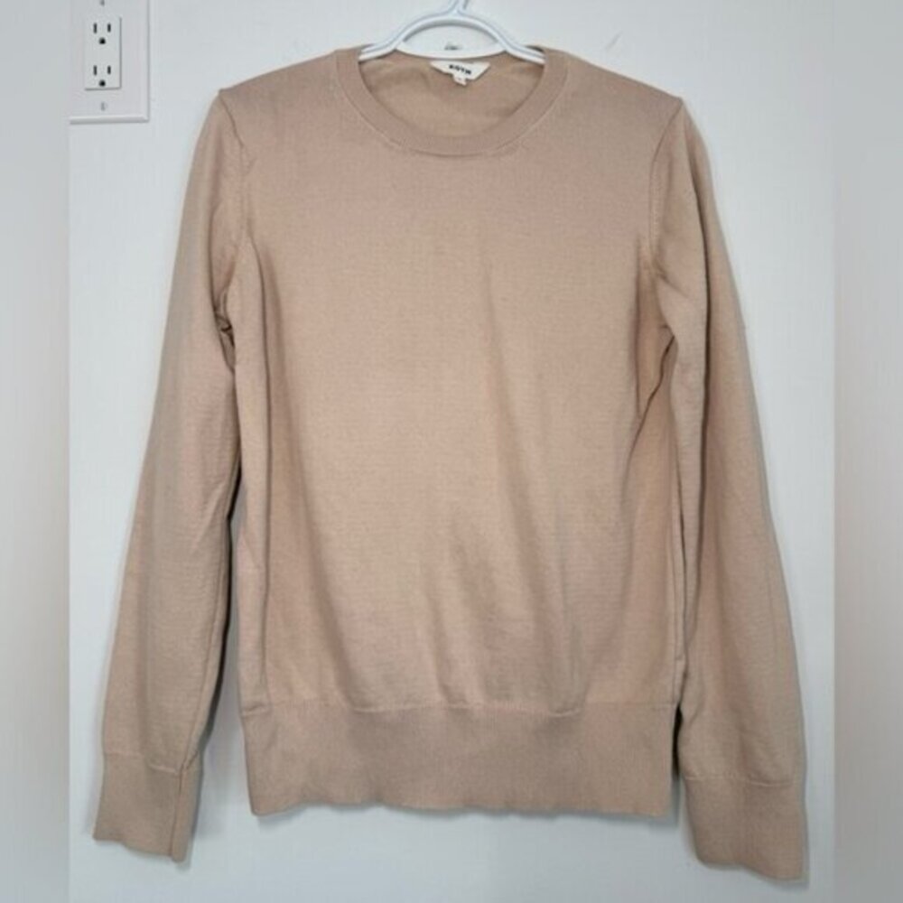 KOTN Fine Knit Crew Sweater size M